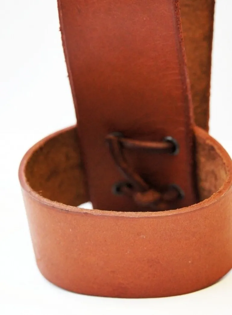 Leonardo Carbone HH Hornhalter aus Leder | Trinkhörner / Accessoires