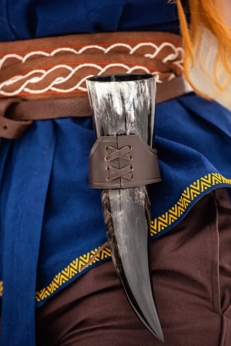 Leonardo Carbone Leder Hornhalter "Hume" Dunkelbraun | Trinkhörner / Accessoires | Allerley