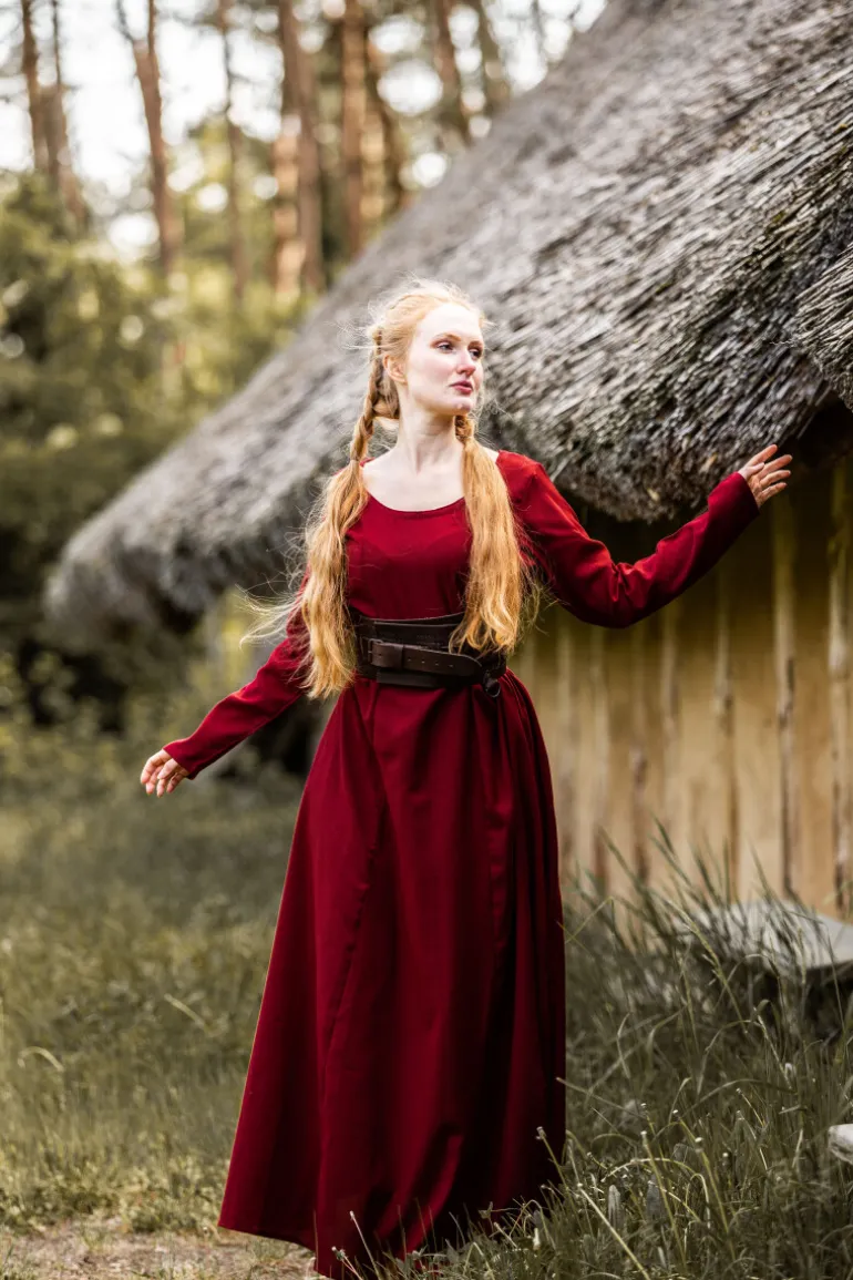 Leonardo Carbone Schlichtes Wikinger Unterkleid "Scarlet" | Damen Kleider